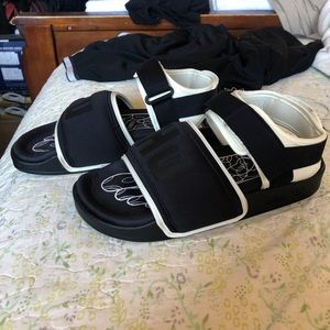 Adidas Adilette 2.0 Pharrell Size 8 humanrace